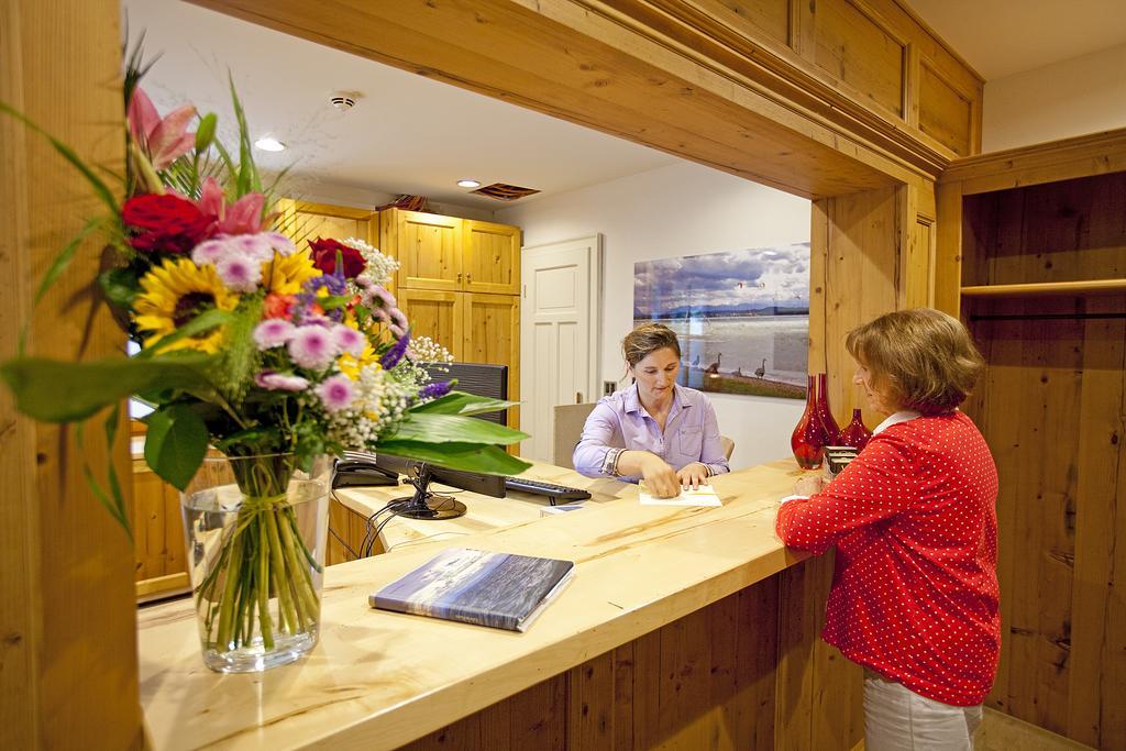 Die Post Landgasthof Aufkirchen Berg am Starnberger See Extérieur photo